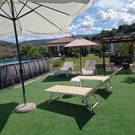 B&B Le Rose Санта-Мария-ди-Кастеллабате Экстерьер фото